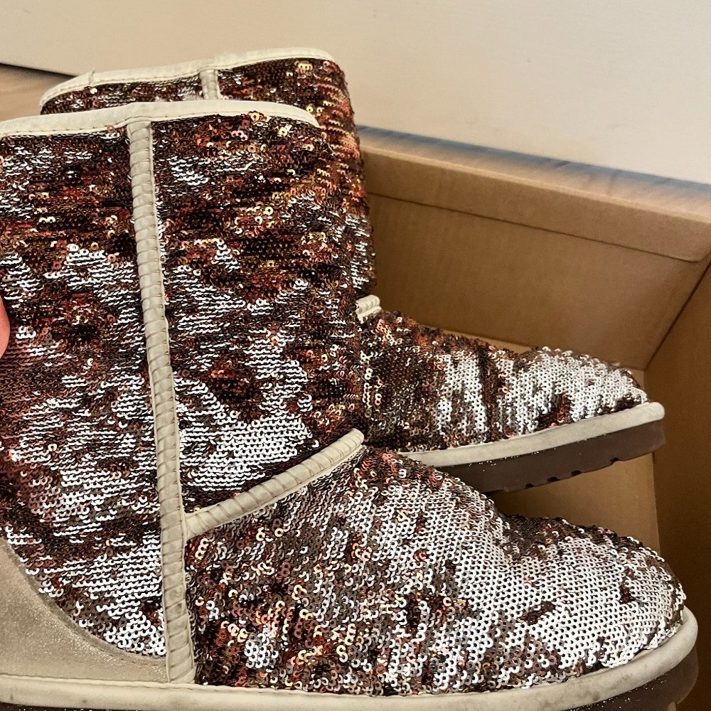 UGG Sequin Short Boots Champagne Size 8